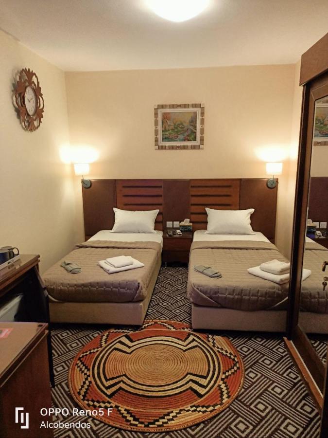 Plaza De Petra Hotel วาดี มูซา ภายนอก รูปภาพ
